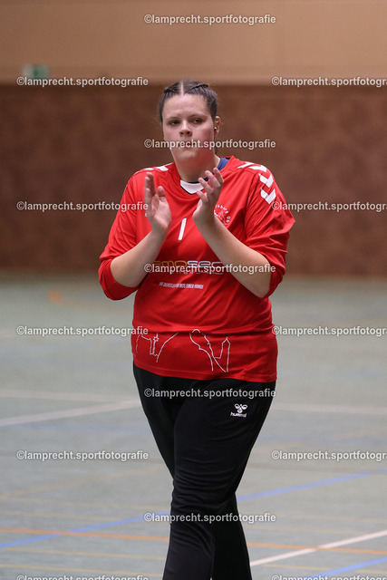Handball I Juniorinnen I Saison 2026-2027 I Oberliga Schleswig-Holstein I 3. Spieltag I HSG Kalkberg 06 - TSV Bargteheide 092 | Leonie Annalena Wall (1, HSG Kalkberg 06) - Realisiert mit Pictrs.com