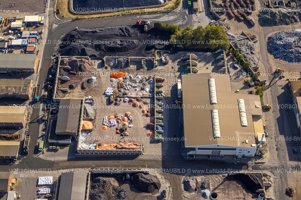 Luenen241012083 | Luftbild, Aurubis AG Kupferhütte und Kupferrecycler, Detailaufnahme, Gahmen, Lünen, Ruhrgebiet, Nordrhein-Westfalen, Deutschland