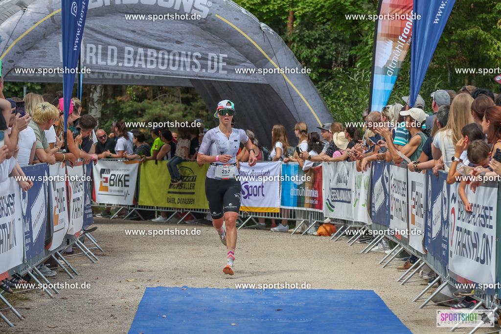 LUR_5985 | Rund um das Thema Sport-Event-Fotografie & individuelle Teilnehmerfotos. Jeder Teilnehmer wird fotografiert.