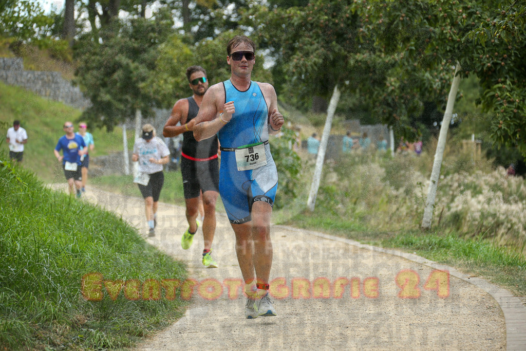 250824_1426_EX1_6205 | Sportfotografie im Rhein-Sieg Kreis, Köln, Bonn, NRW, Rheinland Pfalz, Hessen, etc. Unser Tätigkeitsfeld umfasst den Laufsport vom Volkslauf über den Marathon, Duathlon, Triathon bis zum Ultralauf wie Kölnpfad Ultra oder Schindertrail.