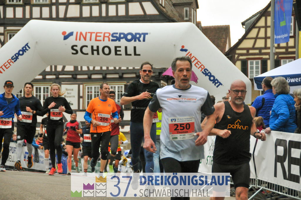 VR Bank Hauptlauf 10000m | 3 Koenigslauf 2023 - Realisiert mit Pictrs.com