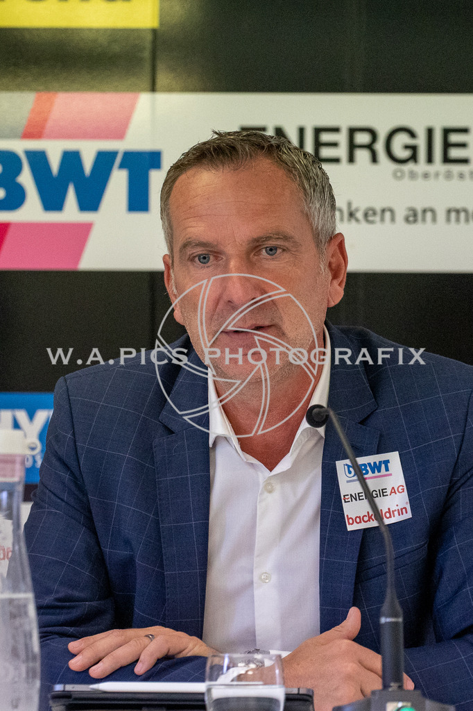 Pressekonferenz Lask | Pasching, AUSTRIA,24.JUL.20 - SOCCER - Pressekonferenz LASK Image shows head coach Dominik Thalhammer  (LASK).
Photo: SMP/Andreas Willdoner