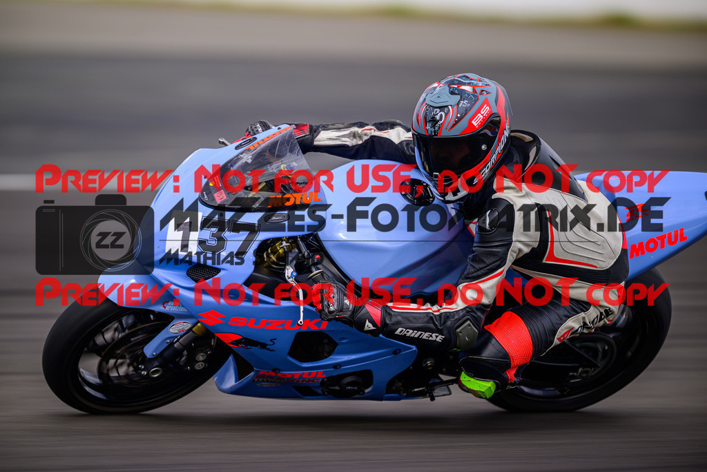 MaZZes_Fotomatrix_20250421_6021986_5789 | ROT