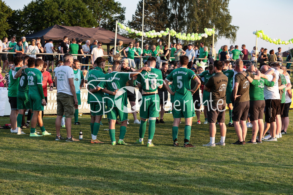 DJK Stotzard - SV Hammerschmiede | Professionelle Sportfotos aus den Bereichen Fußball, Eishockey, Handball und vieles mehr. Ob Sieg oder Niederlage