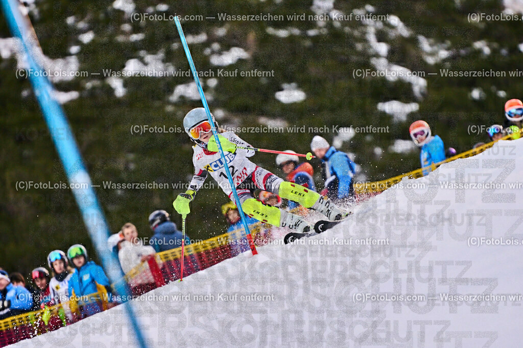ALP2090_NWC-OAC-Slalom-I DG-II_Gravogl Anja | (C)FotoLois.com, Alois Spandl, NWC+OAC-Schüler-Slalom 1 auf dem Hochkar, Sa 7. Jänner 2023.