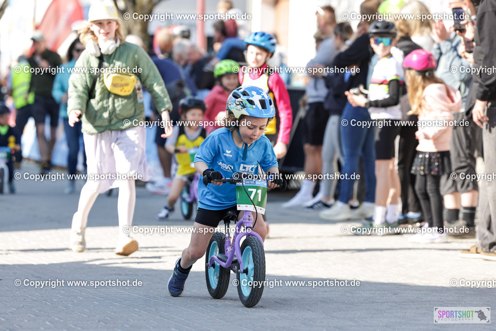 096_VJ__4393 | Neusiedlersee Radmarathon 2026@sportshot_your_pictrs #yourpictures#roadtowm2029 #nrm #neusiedlerseeradmarathon #neusiedlersee #neusiedlerseetourismus #burgenland #mörbisch #nrm26 #burgenlandtourismus #voglundco #poweredbyburgenlandtourismus #radsport #rad #marathon #ucigranfondo #visitburgenland #ucigranfondoworldseries