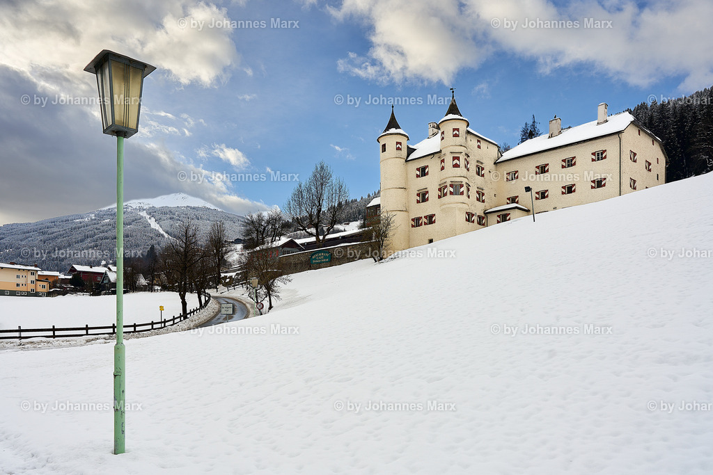 Wintermärchen am Weitmoser Schlössl nahe Bad Hofgastein | Professionelle Landschaftsfotografie, Inneneinrichtung, Kunst für Ihre Wohnung, Kanzlei, Praxis oder als Geschenk. Aussuchen und einfach liefern lassen. Raumgestaltungsberatung auf Anfrage. - Realisiert mit Pictrs.com