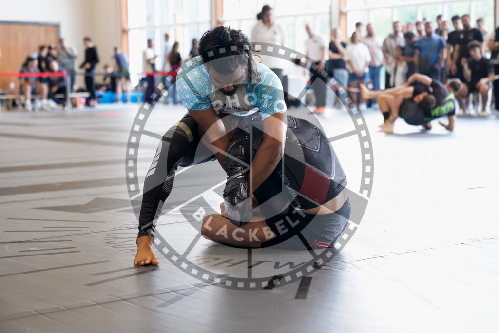 20240608PBB01353 | Fighters compete during the ILLCS VII summer edition luta livre competition in Hannover, Germany, on June 8, 2024.