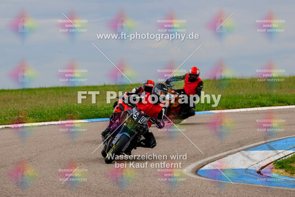 MotoTeam-2307 | Hier findet Ihr Bilder von Touristenfahrten auf der Nürburgring Nordschleife oder von anderen Veranstaltungen die ich besucht habe. Viel Spass beim Durch Schauen 