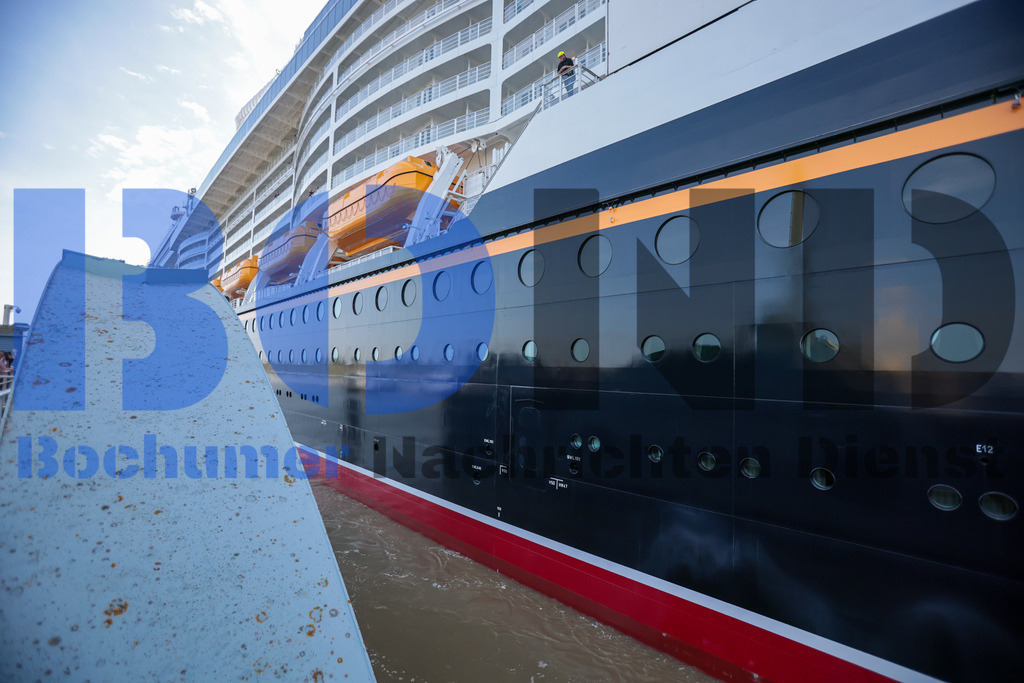 SES_EMDDIS20250920-54 | bond - Realisiert mit Pictrs.com