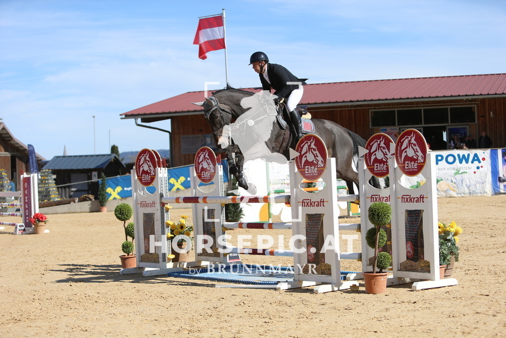 DL2Q4596 | Willkommen bei Brunnmayr - Design & Fotografie – Ihrem Spezialisten für Reitturniere und Pferdeveranstaltungen in Oberösterreich, Salzburg und Bayern! Seit über 17 Jahren sind wir leidenschaftlich dabei.