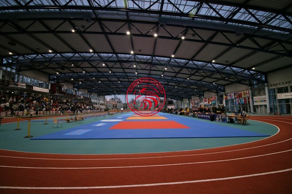 MSY-2022-10-29-7610 | Fotos vom Adler Cup - Pictures from Adler Cup

Hier findet Ihr alle Eindrücke und großen Momente der Adler Cup Wochenenden. Here you will find all impressions and great moments of the Adler Cup weekends. - Realisiert mit Pictrs.com