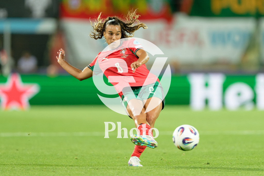 Portugal v Belgium: UEFA Women's EURO 2025 Group B | SION, SWITZERLAND - JULY 11: Andreia Norton of Portugal shoots  during the UEFA Women's EURO 2025 Group B match between Portugal and Belgium at Stade de Tourbillon on July 11, 2025 in Sion, Switzerland. (Photo by Giuseppe Velletri/Sports Press Photo/Getty Images)
