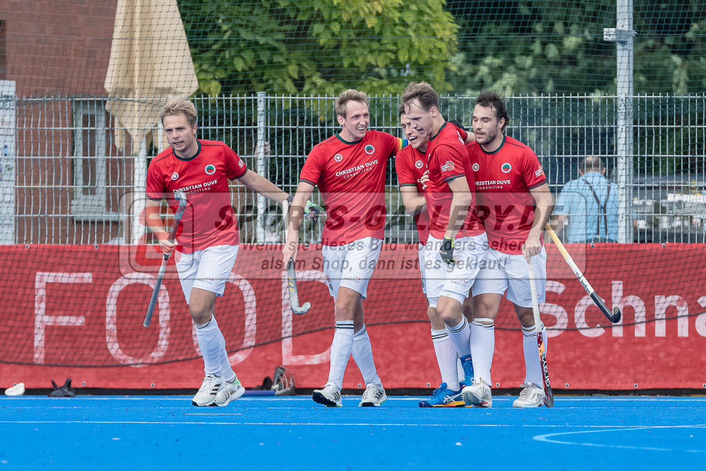 HK_20230923_104474 | 1. Bundesliga Herren Crefelder HTC - TSV Mannheim am 23.9.2023 CHTC, Krefeld , ,van Ehren Christian ( Crefelder HTC #16 ), Niklas Wellen ( Crefelder HTC 10 ) ,Boomes Anton ( Crefelder HTC #23 ) , Linus Michler ( Crefelder HTC #7 ) , Masi Pfandt ( Crefelder HTC #77 )