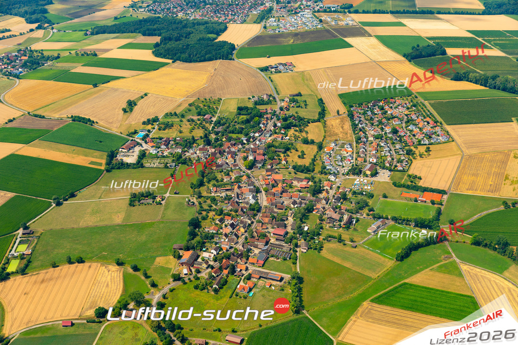 Aktuelles Luftbild von Hengstfeld Wallhausen - Die Luftaufnahme wurde 2022 mittels UL-Flugzeug erstellt ( keine Drohne ) - hochauflösende Kamera-Systeme von  Canon -Beste Qualität - Für grossformatige Ausdrucke geeignet. Die Geschenkidee !