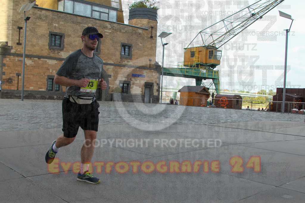 250920_1543_EV4_9506 | Sportfotografie im Rhein-Sieg Kreis, Köln, Bonn, NRW, Rheinland Pfalz, Hessen, etc. Unser Tätigkeitsfeld umfasst den Laufsport vom Volkslauf über den Marathon, Duathlon, Triathon bis zum Ultralauf wie Kölnpfad Ultra oder Schindertrail.