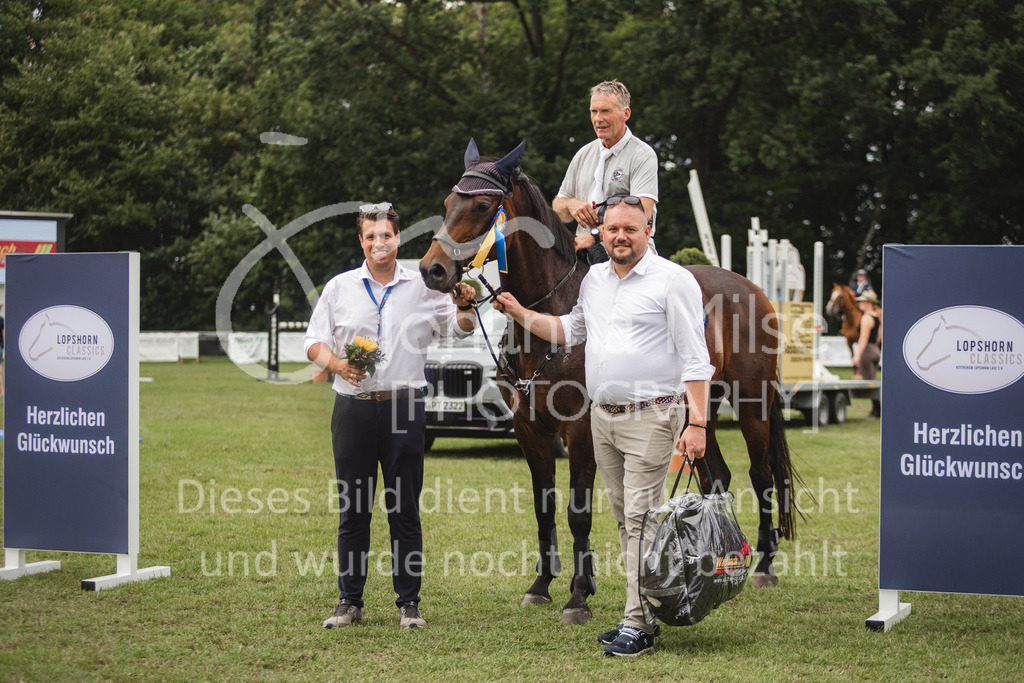 230715_LC_M2-SprmstAnf-749 | Deine schönsten Turniermomente als professionelle Fotos! Entdecke hochwertige Pferdesport-Fotografie im Online-Shop. Jetzt Fotos finden & bestellen!