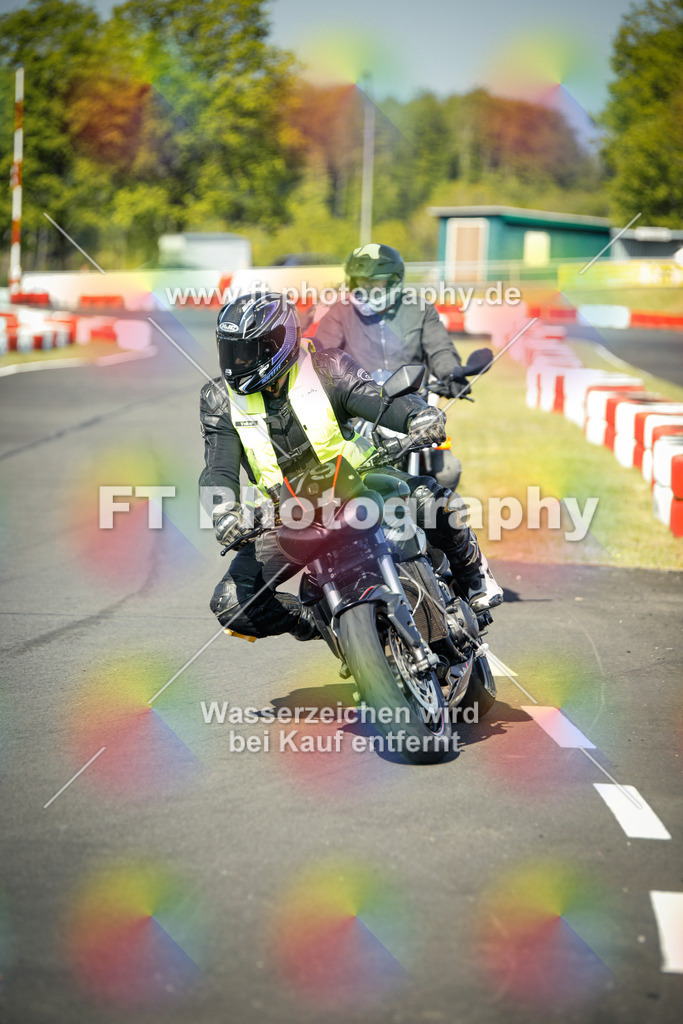 OBK_Mai_Volker_Adam-10361 | Hier findet Ihr Bilder von Touristenfahrten auf der Nürburgring Nordschleife oder von anderen Veranstaltungen die ich besucht habe. Viel Spass beim Durch Schauen 