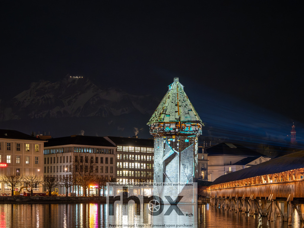 Lilu 2026 Kapellbrücke | Stimmungsvolle Fotokunst aus Luzern. Erlebe den Pilatus, den See und die Stadt Luzern in exklusiven Aufnahmen in der Fotogalerie & Shop. - Realisiert mit Pictrs.com