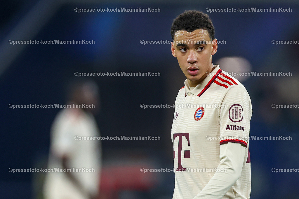 UCL10122402203 | 10.12.2024, Fußball, UEFA Champions League, Schachtar Donezk - FC Bayern München, Arena AufSchalke Gelsenkirchen, 8. Spieltag Saison 2024 2025: Jamal Musiala (Bayern #42)DFB regulations prohibit any use of photographs as image sequences and or quasi-video.