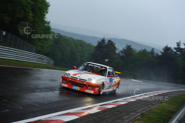 Motorsports / 24 Stunden Nürburgring 2015, Nürburgring-Nordschleife, GER | 24 Stunden Nürburgring 2015, Nürburgring-NordschleifeFoto: Gruppe C GmbH - Realisiert mit Pictrs.com