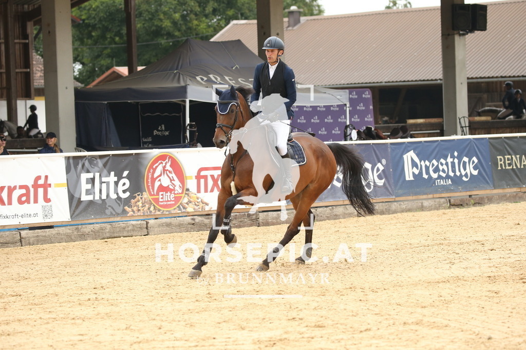 DL2Q6955 | Willkommen bei Brunnmayr - Design & Fotografie – Ihrem Spezialisten für Reitturniere und Pferdeveranstaltungen in Oberösterreich, Salzburg und Bayern! Seit über 17 Jahren sind wir leidenschaftlich dabei.