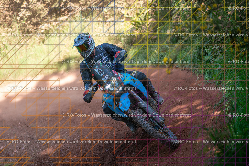 Wolfshausen 3 Lauf -871 | Sportfotografie von RO-Fotos: Motorsport, Motocross, Enduro, Laufveranstaltungen und Triathlon. Professionelle Fotos von Sportlern und Events. - Realisiert mit Pictrs.com