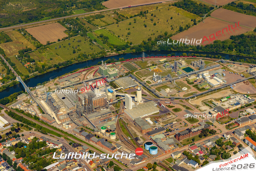 Schöne Luftaufnahme als Geschenk in Gewerbegebiet Bernburg - Die Luftbildaufnahme wurde 2025 vom UL-Flugzeug heraus erstellt ( keine Drohne ) - Hochauflösende Luftaufnahme -Nicht vergleichbar mit Google Maps oder Satelittenbilder- Die Geschenkidee !Mit Lizenz und Bildrechte bestellbar