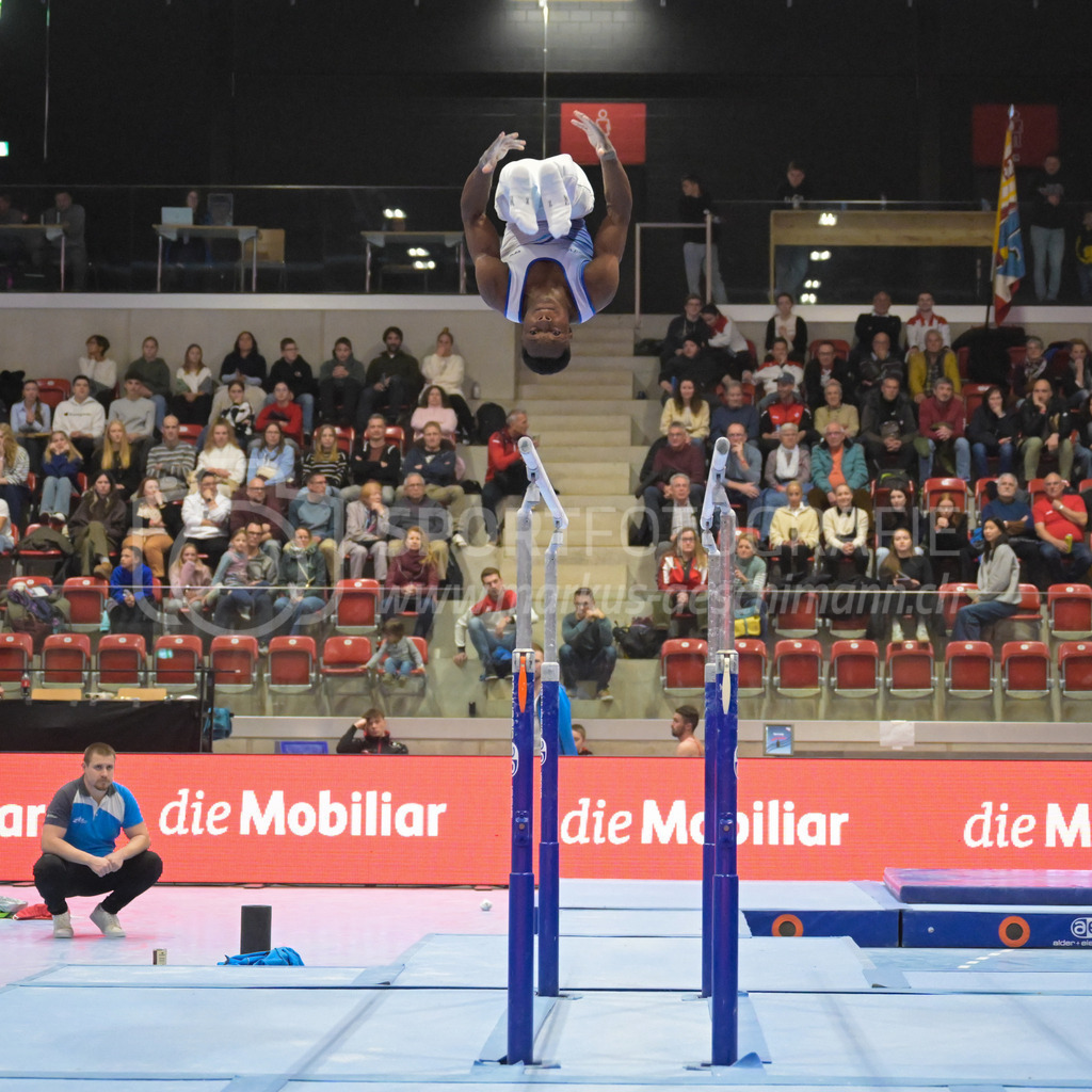 Schweizer Meisterschaften Kunstturnen Mannschaften Männer (A) - 22. November 2025 | Schweizer Meisterschaften Kunstturnen Mannschaften Männer (A)AXA Arena, WinterthurBild: Sportfotografie Markus Aeschimann | www.markus-aeschimann.ch - Realisiert mit Pictrs.com