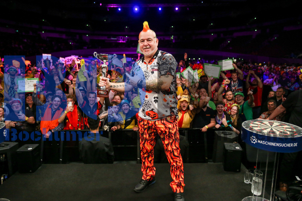  29.10.2023 - 
 | Sebastian Sendlak / Bochumer Nachrichtendienst (BOND) - PDC European Darts Championship: Finale {Persons shown} - Realisiert mit Pictrs.com