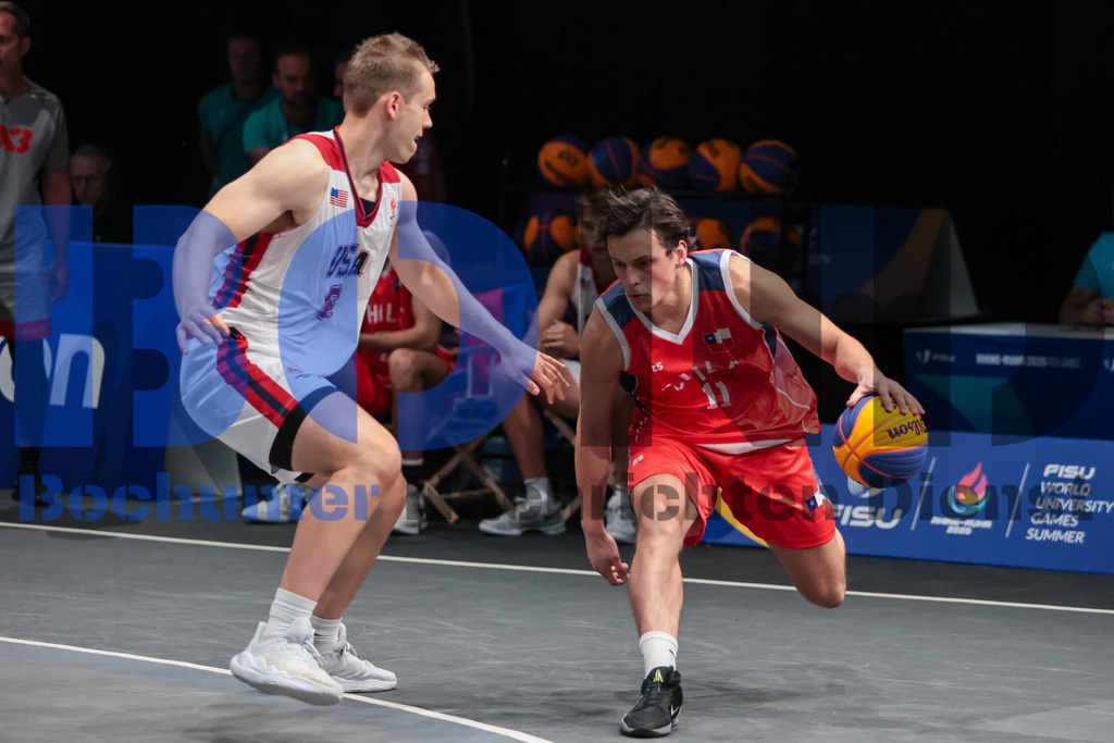 SES_TTG3X320250717-32 | bond - Realisiert mit Pictrs.com