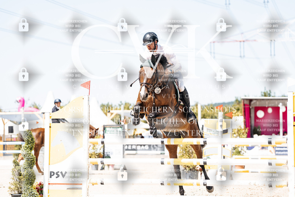 CK909872 | Turnierfotografie Pferdefotografie Trier Rheinland-Pfalz Pferdesport Reitsport Tierfotografie Sportfotografie Pferdevideo Pferdevideografie Equestrianvideography equestrianphotography  - Realisiert mit Pictrs.com