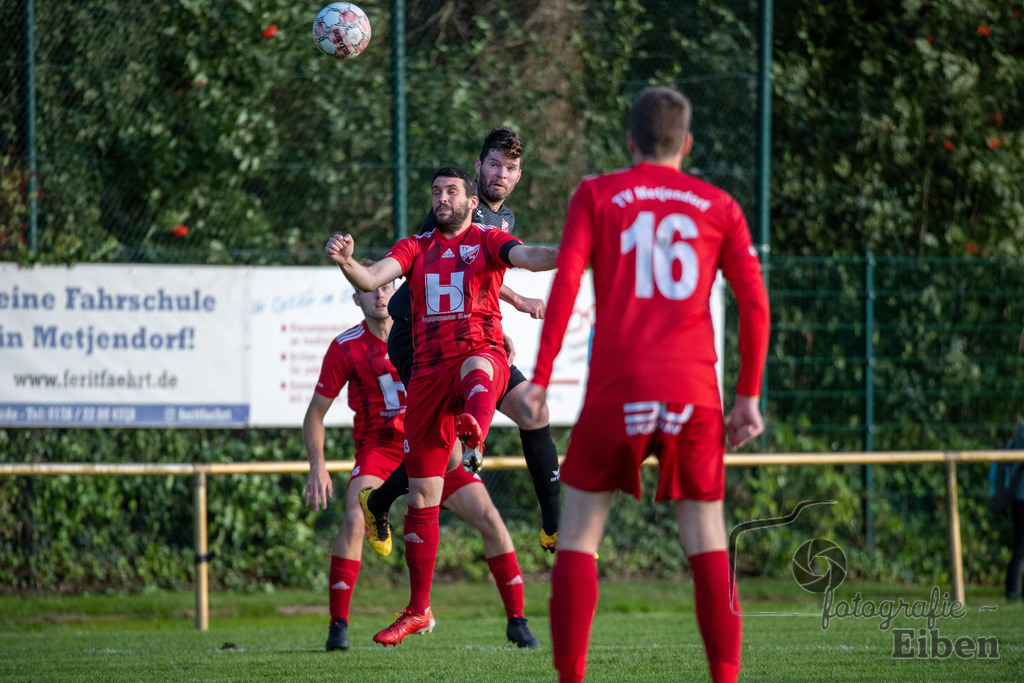 TV Metjendorf-SVE Wiefelstede | Kreisliga Herren;TV Metjendorf (rot)-SVE Wiefelstede (schwarz) am 08.08.2023; in Metjendorf (Sportanlage Metjendorf), Photo: Philip Eiben 2023 - Realisiert mit Pictrs.com