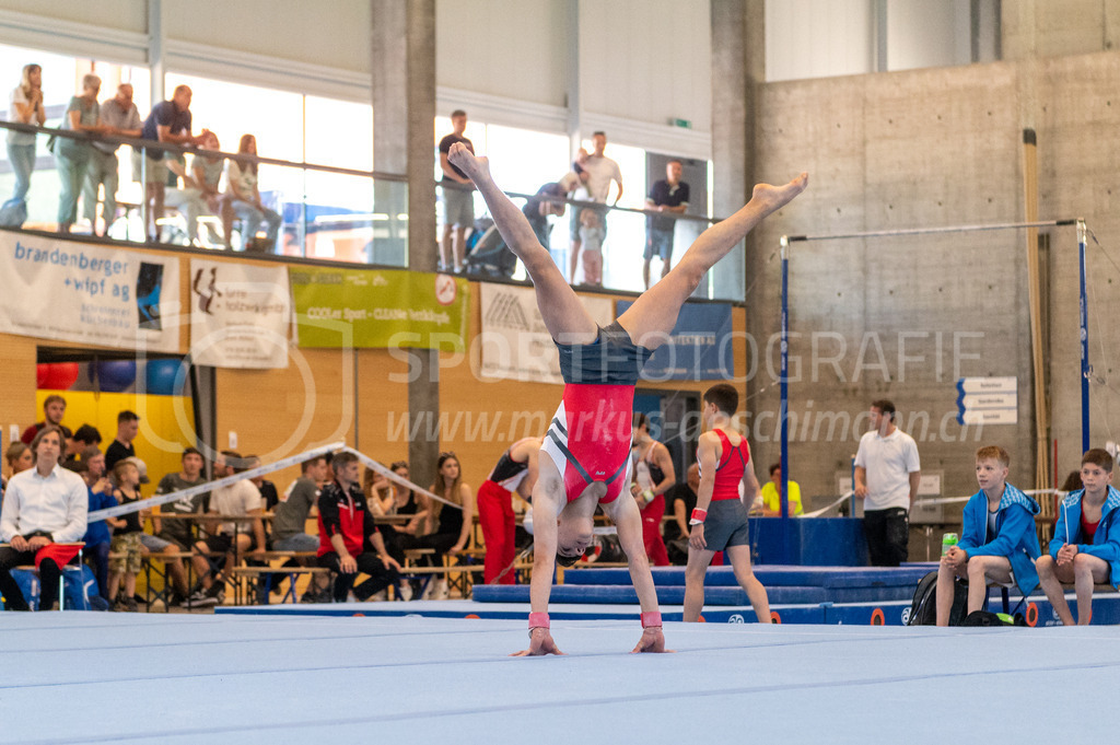 104. Zürcher Kunstturnertage Neftenbach - 14. May 2022 | 104. Zürcher Kunstturnertage Neftenbach
Turnhalle Ebni, Neftenbach
Programm 5 (P5)
Bild: Sportfotografie Markus Aeschimann | www.markus-aeschimann.ch - Realisiert mit Pictrs.com