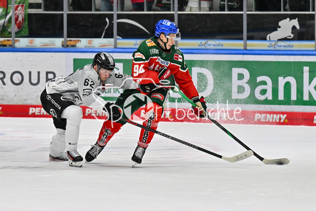 Augsburger Panther - Kölner Haie | im Duell Parker TUOMIE (Koelner Haie #62) und Anrei HAKULINEN (Augsburger Panther #94) / zweikampf / DEL: Augsburger Panther - Kölner Haie, Curt Frenzel Stadion am 29.09.2024