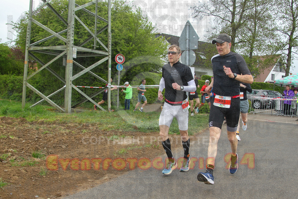 250413_1114_EV4_7509 | Sportfotografie im Rhein-Sieg Kreis, Köln, Bonn, NRW, Rheinland Pfalz, Hessen, etc. Unser Tätigkeitsfeld umfasst den Laufsport vom Volkslauf über den Marathon, Duathlon, Triathon bis zum Ultralauf wie Kölnpfad Ultra oder Schindertrail.
