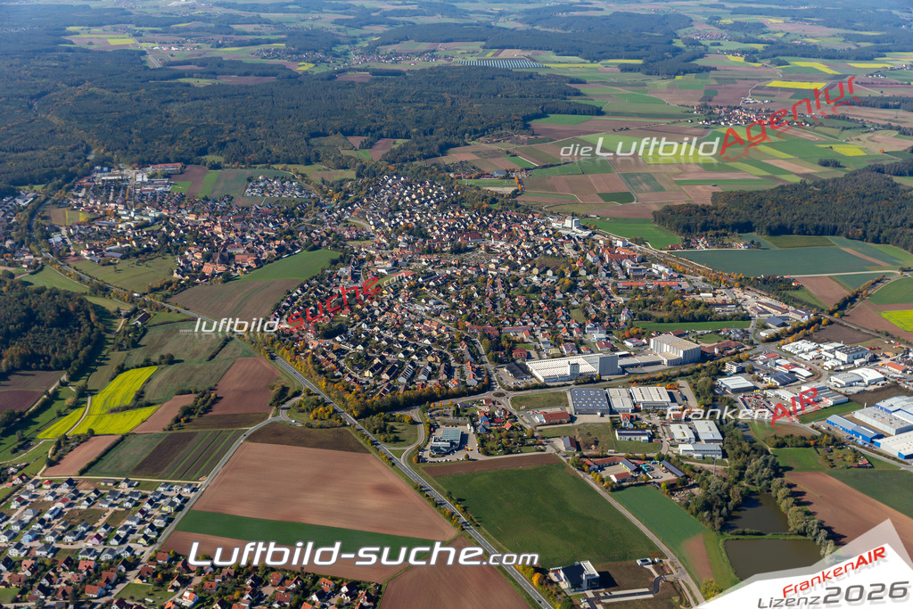 aktuelles Luftbild von  Heilsbronn - Luftaufnahme wurde 2019 von https://frankenair.de mittels Flugzeug (keine Drohne) erstellt.