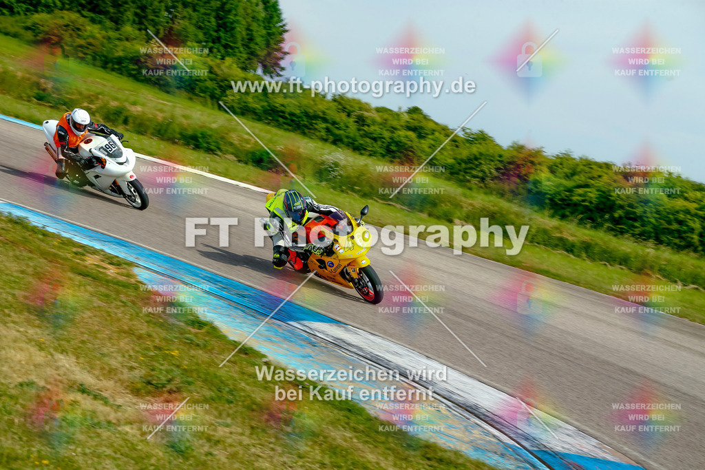 _MOT1201 | Hier findet Ihr Bilder von Touristenfahrten auf der Nürburgring Nordschleife oder von anderen Veranstaltungen die ich besucht habe. Viel Spass beim Durch Schauen 