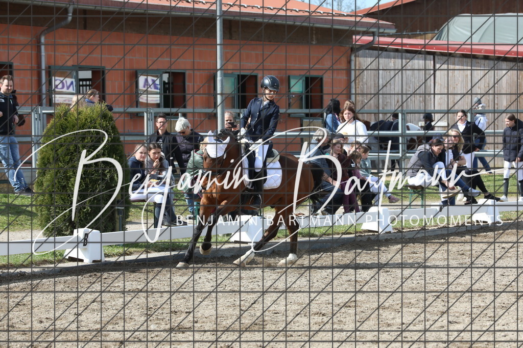 AZ2A3322 | Benjamin Bartmann Photomoments