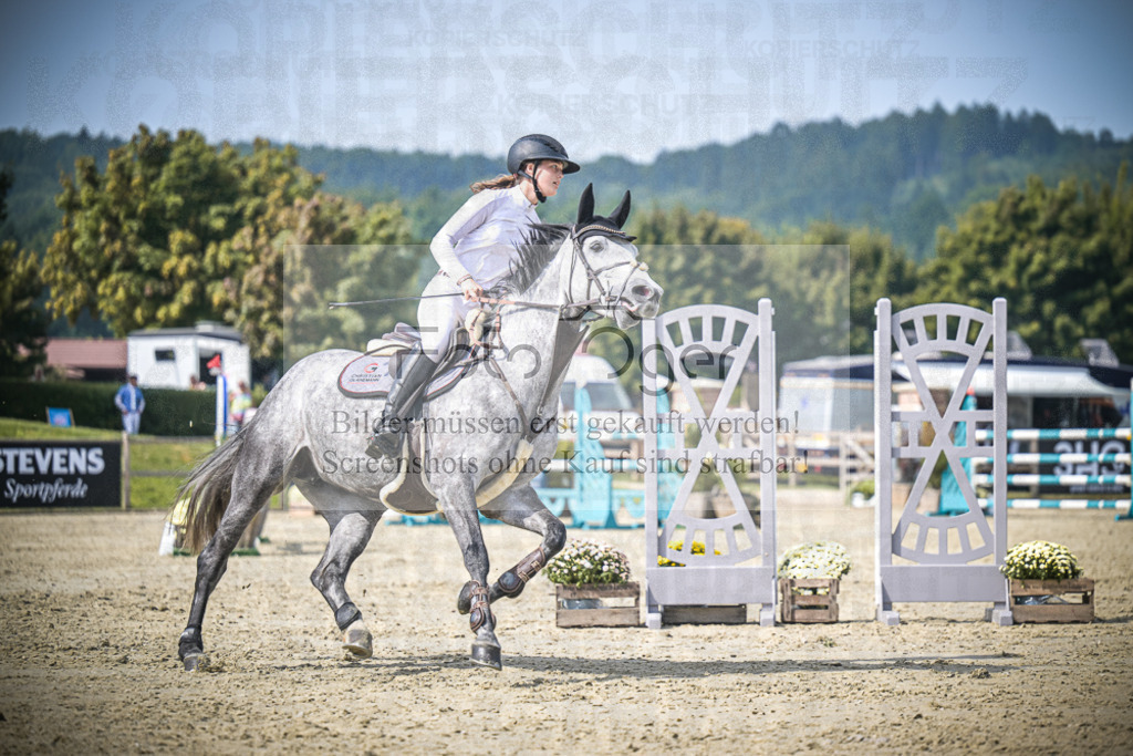 DOS_1664 | Entdecke hochwertige Reitturnierfotos von Foto Oger. Professionell, emotional und authentisch – jetzt Lieblingsmomente im Shop bestellen.Deutschlandweite Turnierfotografie. - Realisiert mit Pictrs.com