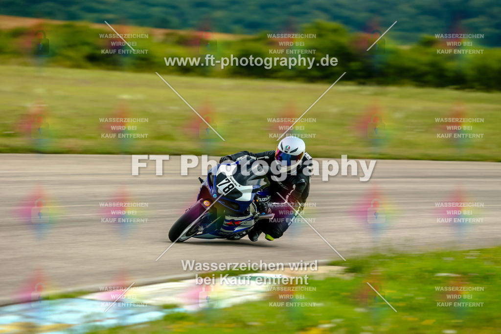 Chambley Juli-3233 | Hier findet Ihr Bilder von Touristenfahrten auf der Nürburgring Nordschleife oder von anderen Veranstaltungen die ich besucht habe. Viel Spass beim Durch Schauen 