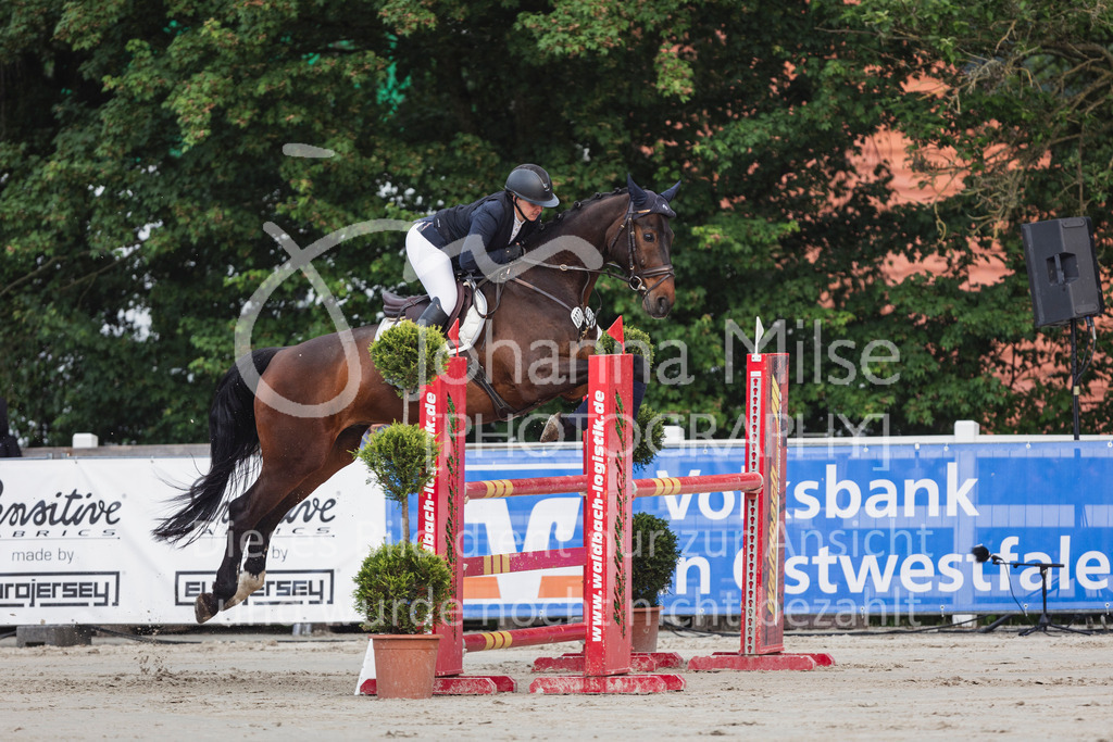 250601_MayDays_L-Spr-718 | Deine schönsten Turniermomente als professionelle Fotos! Entdecke hochwertige Pferdesport-Fotografie im Online-Shop. Jetzt Fotos finden & bestellen!