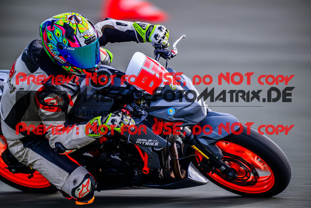 MaZZes_FotoMatrix_240726_6021986_3197 | TWIN