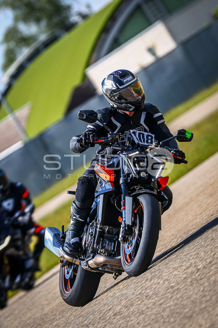 0108-260508DCB-055_108 | Deine Full-Service-Agentur für ✔️Videoproduktionen und ✔️Motorsportfotografie Jetzt Angebot anfragen!
