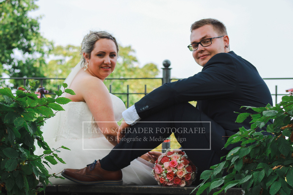 Hochzeit Danica _ Jan 26.08.22-35 | lanaschraderfotografie - Realisiert mit Pictrs.com