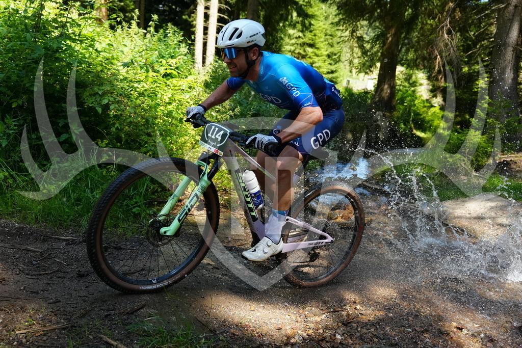 FC101935 | Fotogalerie der Treibjagd im Dunkelwald - Dein MTB Etappenrennen im Erzgebirge - Realisiert mit Pictrs.com