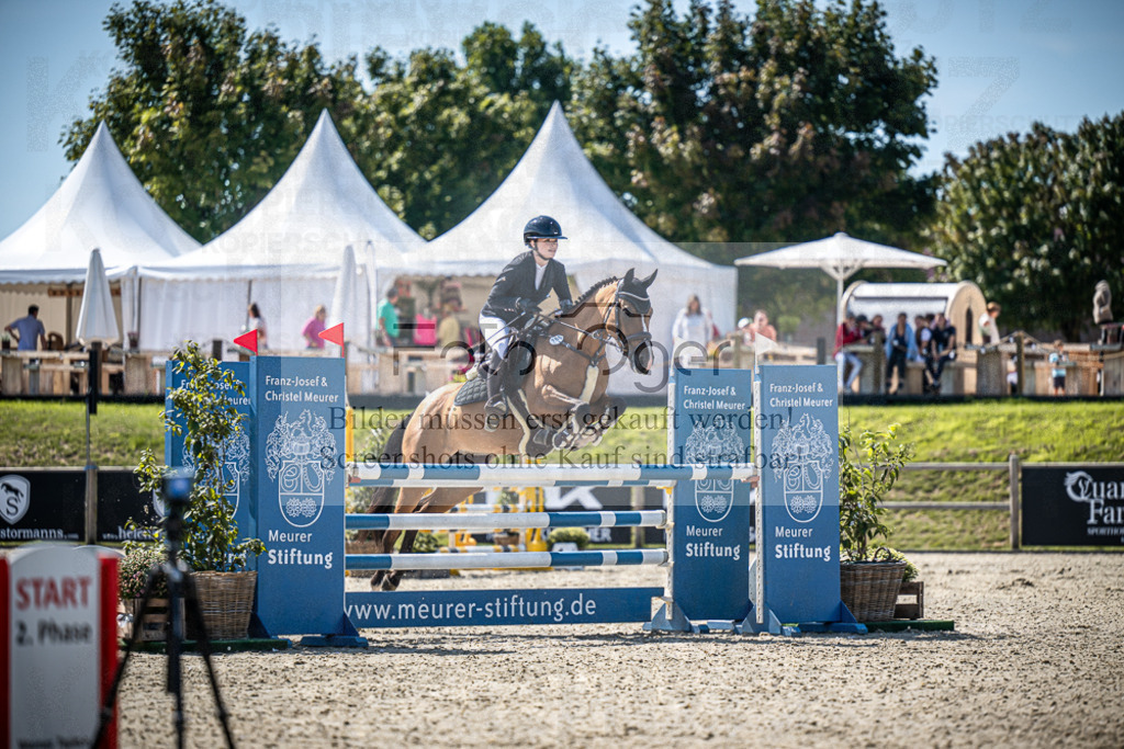 DOS_0996 | Entdecke hochwertige Reitturnierfotos von Foto Oger. Professionell, emotional und authentisch – jetzt Lieblingsmomente im Shop bestellen.Deutschlandweite Turnierfotografie. - Realisiert mit Pictrs.com