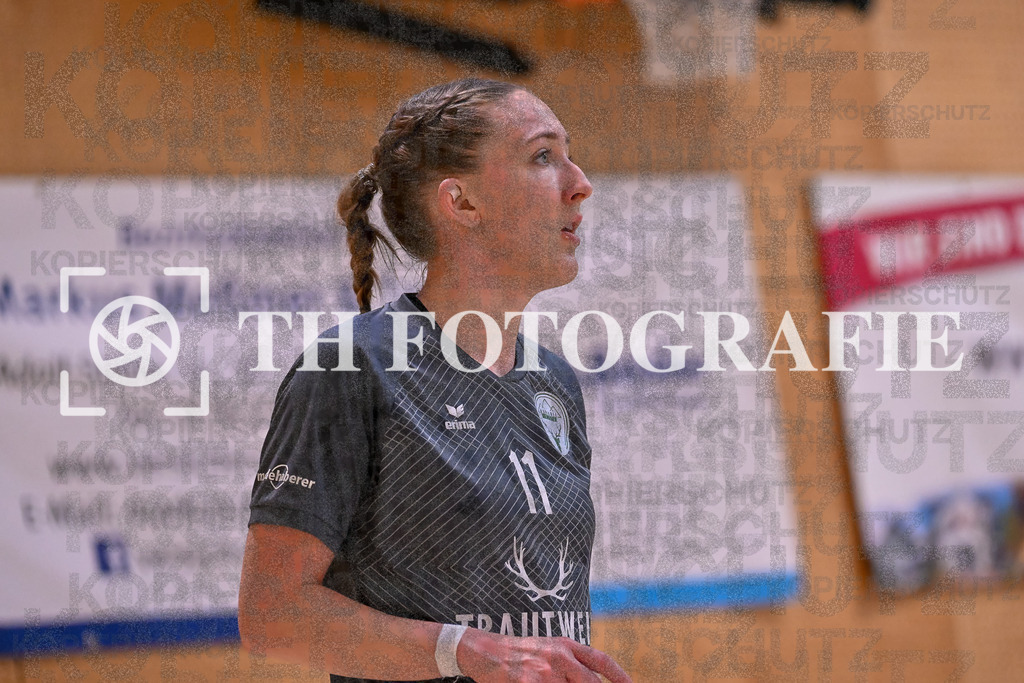 GER, SG Maulburg/Steinen - HB Kinzigtal, Handball, Suedbadenliga, 22. Spieltag, Saison 2023/2024, 27.04.2024 | Carina Schmid (HB Kinzigtal, #11)

GER, SG Maulburg/Steinen - HB Kinzigtal, Handball, Suedbadenliga, 22. Spieltag, Saison 2023/2024, 27.04.2024

Foto: TH Fotografie/Thomas Hess