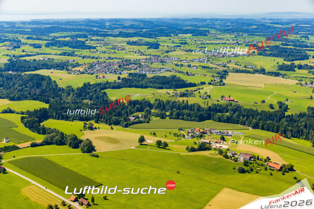 Schöne Luftaufnahme als Geschenk in Niederstaufen Sigmarszell - Die Luftbildaufnahme wurde 2025 vom UL-Flugzeug heraus erstellt ( keine Drohne ) - Hochauflösende Luftaufnahme -Nicht vergleichbar mit Google Maps oder Satelittenbilder- Die Geschenkidee !Mit Lizenz und Bildrechte bestellbar