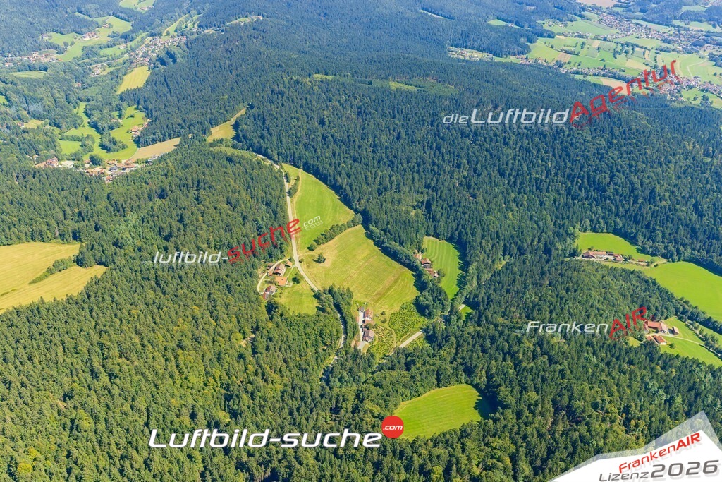 Schrägluftbild  Ponholz  Hohenwarth - Das Luftbild wurde 2025 vom UL-Flugzeug heraus erstellt ( keine Drohne ) - Hochauflösende Luftaufnahme -Nicht vergleichbar mit Google Maps oder Satelittenbilder- Die Geschenkidee !Mit Lizenz und Bildrechte bestellbar